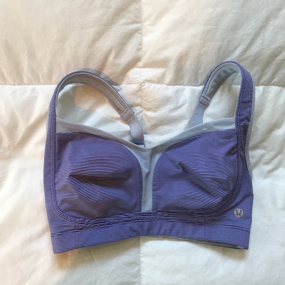 Lululemon Tata Tamer, size 32dd
